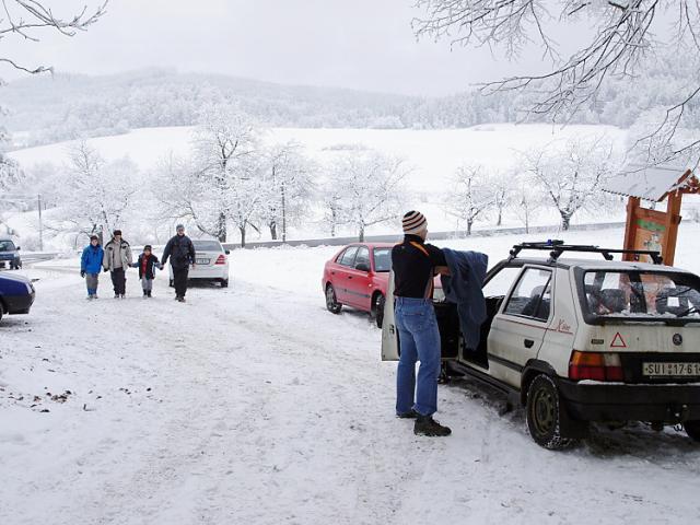 NOVOROČNÍ VÝSTUP NA HÁJ  32.ročník.  foto Vojta
