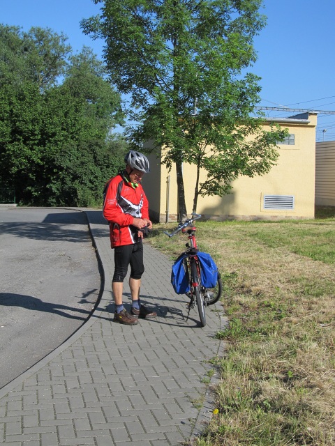 Z Pochodu za Loštickým tvarůžkem. Vedla Jitka Sedláková, foto Vlasta Vidrmanová