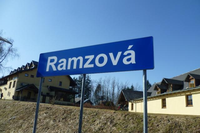 Z vycházky - Ramzová, Dobrá voda, Branná. Vedl Mojmír Kalužík, foto M. Kalužík a Dvořáková