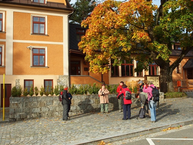Z vycházky k Mariinu pramenu.Vedla Slávka Krejčí,foto Slávka a Vojta Krejčí