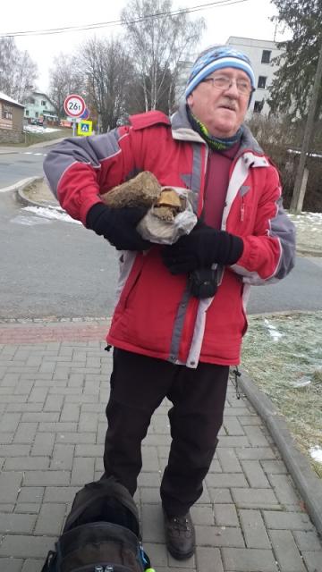 Z akce Čertovské neukládání pohorek. Foto Zdeňka Daňková a Mirek Musil