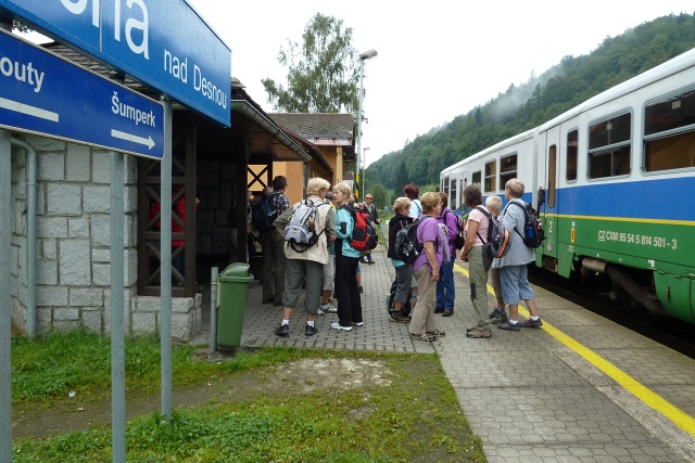 Z vycházky  - Pekařovská pouť, Vedl Jan Fričar, foto Slávka Krejčí