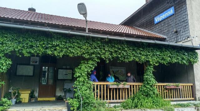 Z vycházky Vápenná, Tetřeví chata, Lipová. Vedla L. Švábová, foto S Krejčí a M. Kalužík