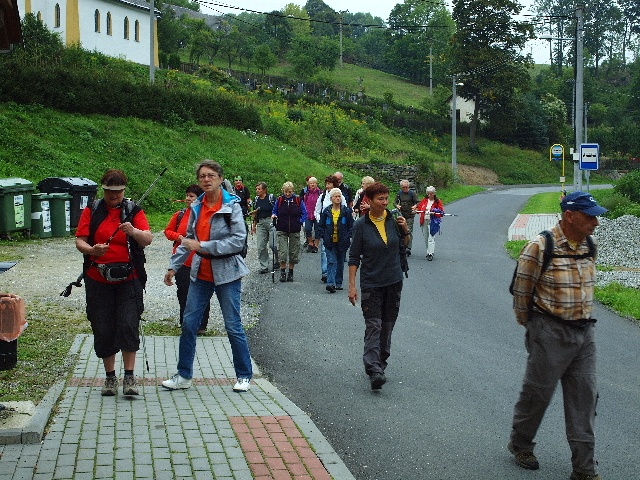 Z vycházky Štědrákova Lhota, Svatá Trojice, Malá Morava. Vedla Sl. Krejčí, foto Vojta Krejčí