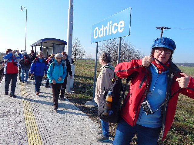 Z vycházky - Odrlice, Cakov, Senice na Hané. Vedl Hruba, foto Sl. Krejčí a Vl. Vidrmanová