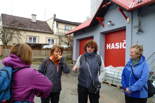 Z vycházky Drozdov - Zábřeh. Vedla Lenka Švábová, foto Jana Dvořáková