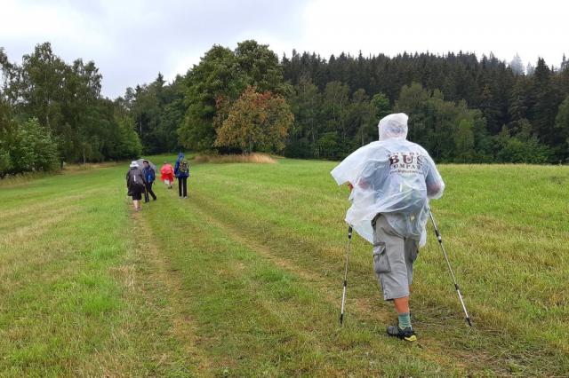 Z vycházky Branná, Kronfelzov, Staré Město pod Sněžníkem. Veda Hana Závodná, foto Vojta Krejčí