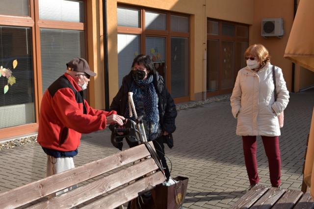 Z návštěvy Jirky Kirkose k jeho 90. narozeninám. foto Zdeňka Daňková a vojta krejčí