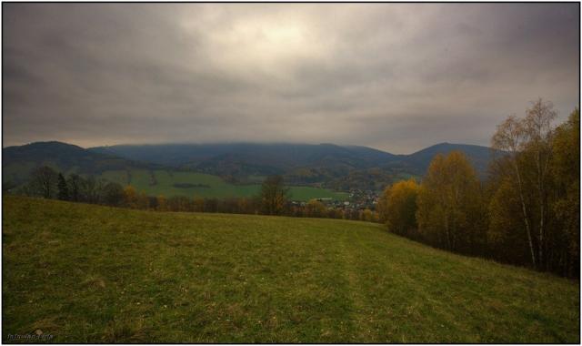 Z vycházky Za vyhlídkou na Tři kameny. Vedla A.Flašarová, foto Flašarová a Kadlecová