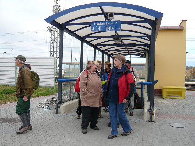 Z vycházky - Kolem Moravičan. Vedl Vlastik Zenáhla, Foto Vraťka a Slávka