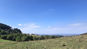 Vápenice - Mikulčin vrch - Malý Lopeník - Veľký Lopeník - Lopeník