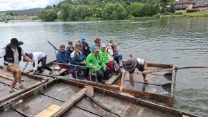 Plavba na plti strečnianskou úžinou