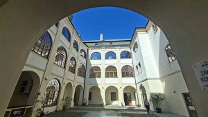 Zlín - Zikmundova vila - Areál Svit