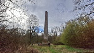Litovelským pomoravím - Obelisk - Moravičany