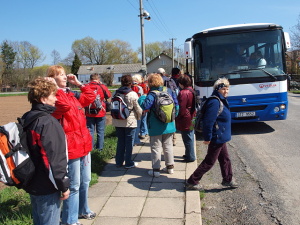 V Moravičanech nás autobus vyklopil na procházku