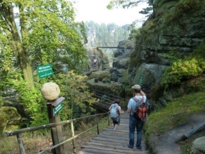 Ze zájezdu - České Švícarsko_Den 3._vedli Z.Daňková a F. Ondráček, foto V.Vidrmanová+S.Krejčí
