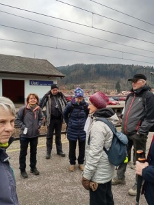 Z vycházky NS Údolí sejfů. Vedl Vladimír Prokop, foto Zd. Přikrylová, An. Flašarová a Vl. Prokop