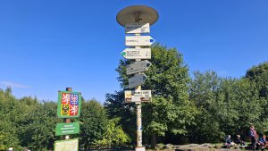 Vápenice - Mikulčin vrch - Malý Lopeník - Veľký Lopeník - Lopeník