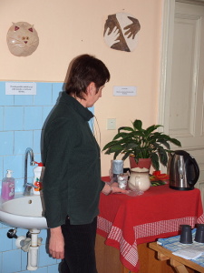Hanka uvařila čaj.
