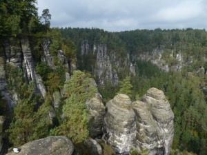 Ze zájezdu - České Švícarsko_Den 3._vedli Z.Daňková a F. Ondráček, foto V.Vidrmanová+S.Krejčí