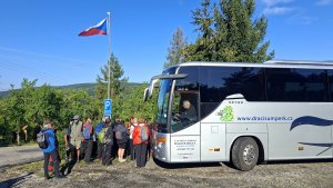 Vápenice - Mikulčin vrch - Malý Lopeník - Veľký Lopeník - Lopeník