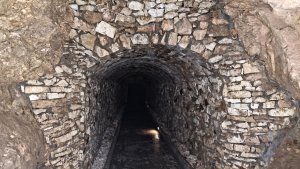 Kletno - Medvědí jeskyně - Jaskinia Niedźwiedzia