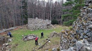Javorník - Čertovy kazatelny  - Rychleby - Tančírna
