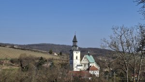 Opevněný kostel sv. Jana Křtitele