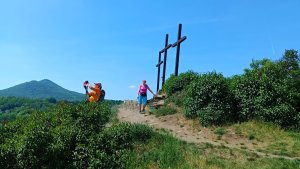 Kamýk - Tři kříže - Kalvárie - Velké Žernoseky