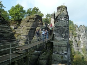 Ze zájezdu - České Švícarsko_Den 3._vedli Z.Daňková a F. Ondráček, foto V.Vidrmanová+S.Krejčí