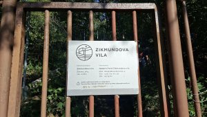 Zlín - Zikmundova vila - Areál Svit