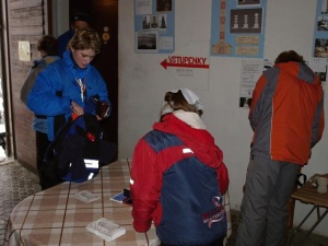 NOVOROČNÍ VÝSTUP NA HÁJ  32.ročník.  foto Vojta