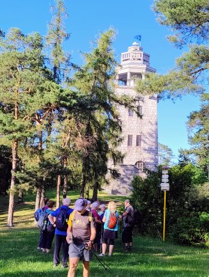 Krnov - Cvilín - zřícenina hradu Šelenburk - rozhledna Hanse Kudlicha - Úvalno