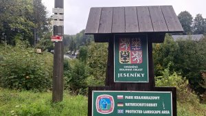 Heřmanovice - Příčný vrch - Táborské skály - Dolní Údolí