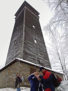 NOVOROČNÍ VÝSTUP NA HÁJ  32.ročník.  foto Vojta